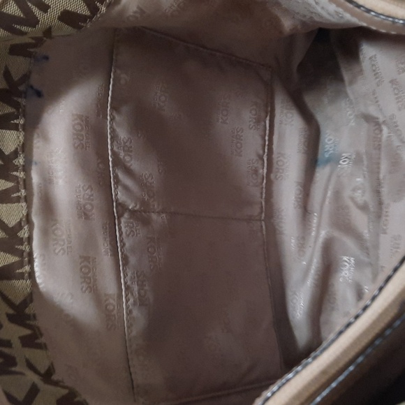 Michael Kors Tan Monogram Tote - Picture 5 of 12